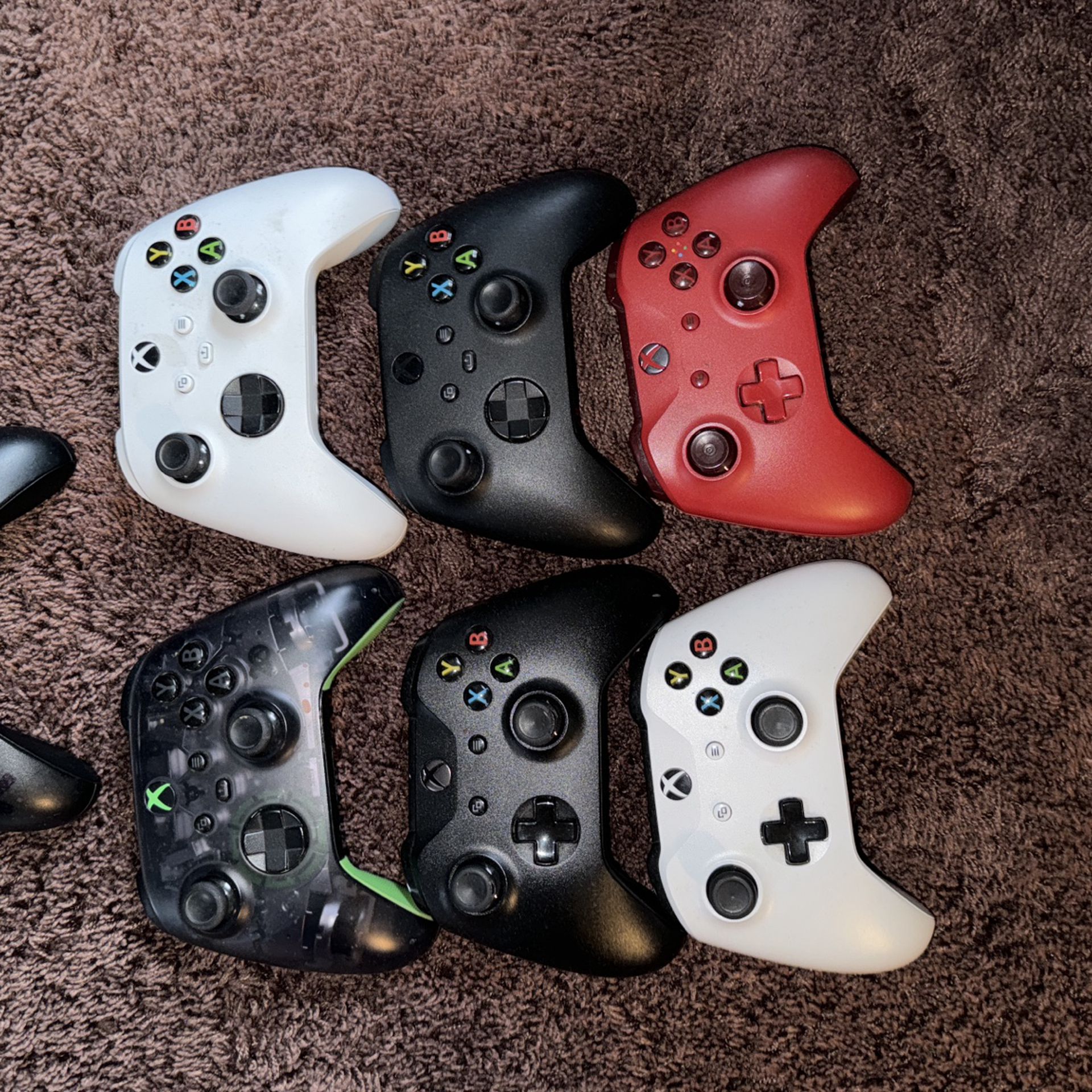 Xbox One Controllers (For Parts Only) 