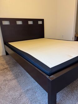 Queen Bed