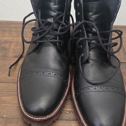 Johnston & Murphy leather men's lace up shoes