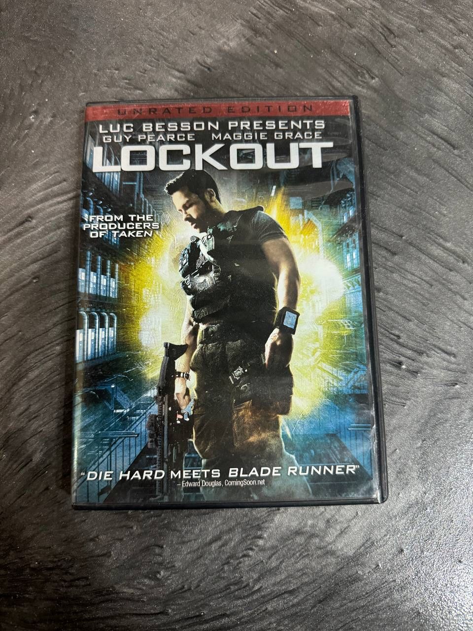 Lockout (Unrated Edition DVD, 2012)