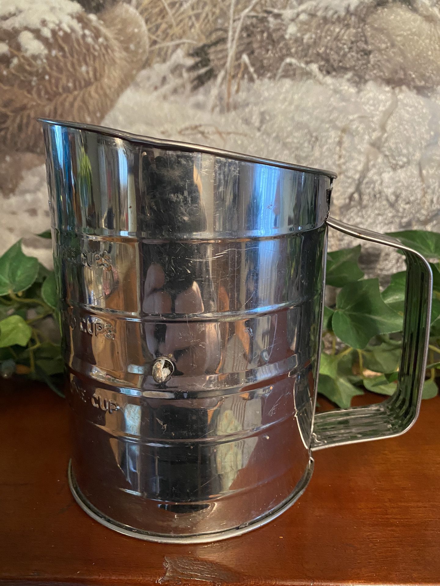 Bromwell’s Sifter $5, Vintage, Great Shape