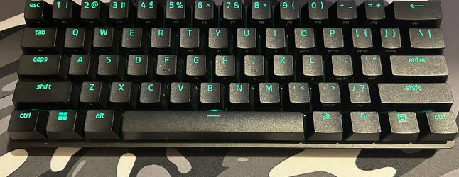 Razer HUNTSMAN MINI (purple switches)