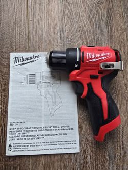 Milwaukee

Drill Driver Brushless Cordless 3/8 in. M12