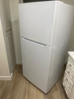 Working refrigerator