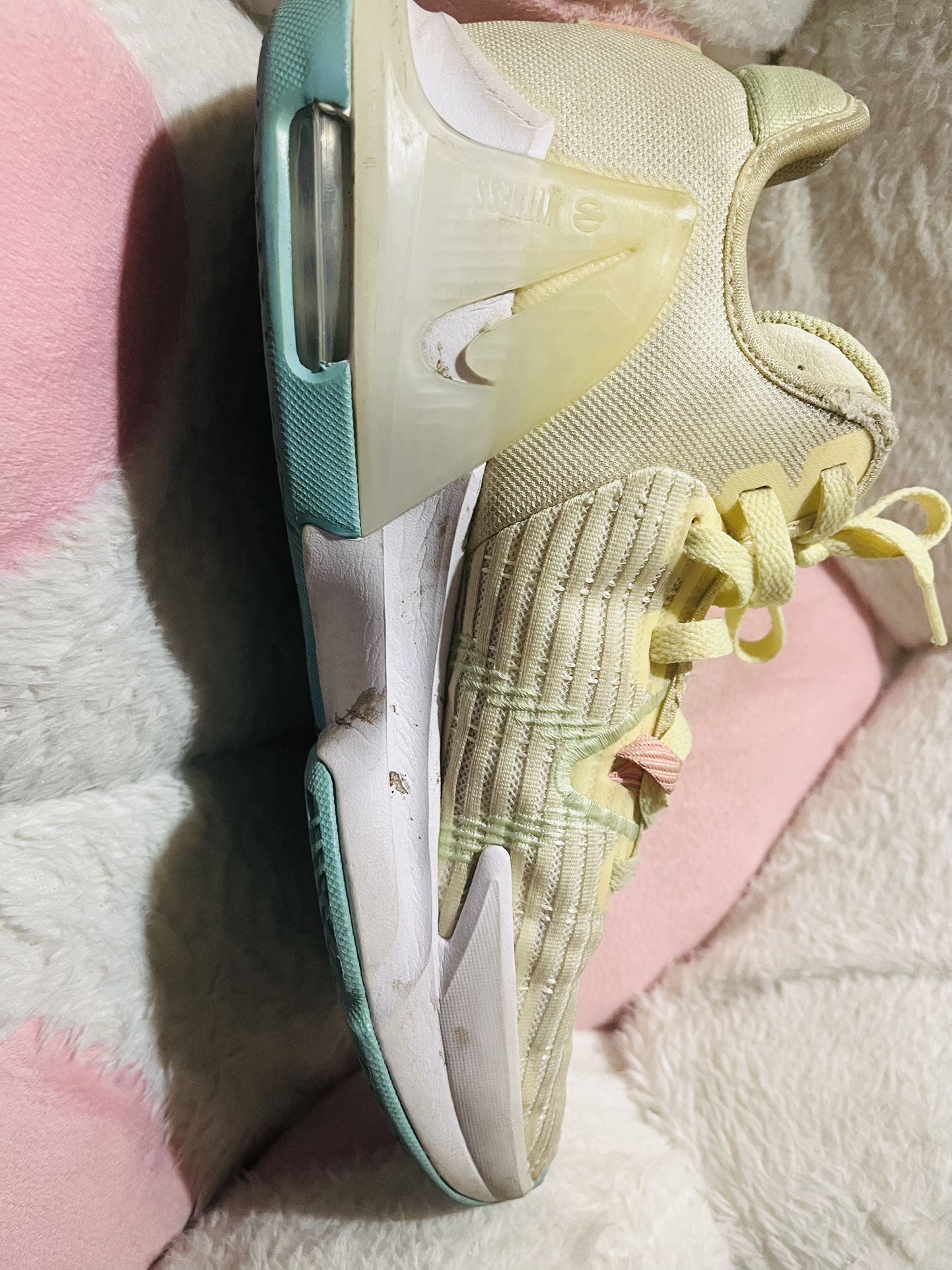 Basketball Shoes 👟 