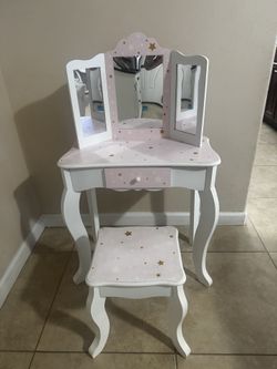 Vanity For girls