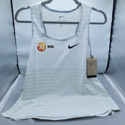 Nike Aeroswift タンクトップ XLホワイト Nike AeroSwift White Women's Crop Tank | Alltricks.com