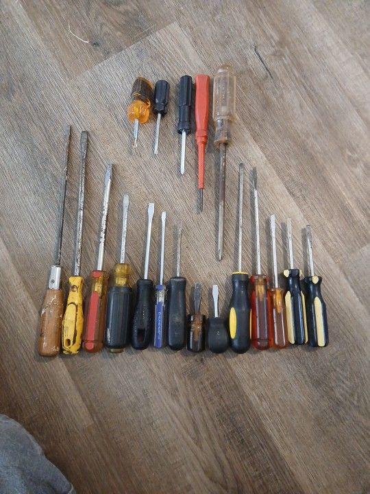 Screwdriver Lot