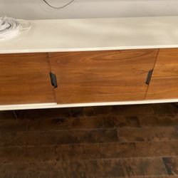 Media Console