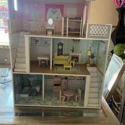 Play House 