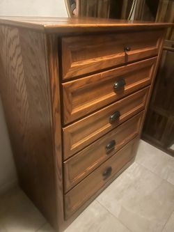 Beautiful oak dresser