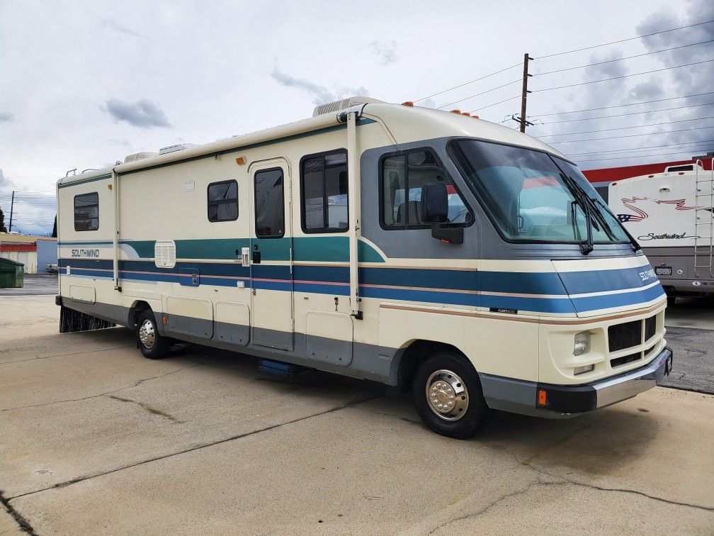 Southwind Motorhome Rv By Fleetwood Current Tags Clean Title for Sale ...