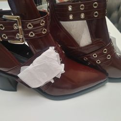 Stylish Burgundy Heeled Ankle Boots