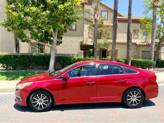 2015 Hyundai Sonata 167k miles 4,cylinder 4,door  gas saver