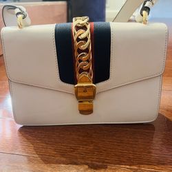 Gucci Cream with sherry Line Shoulder Bag with Gold Accents with COA