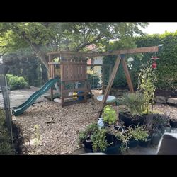 Playset Perfect For Summer Coming Up 