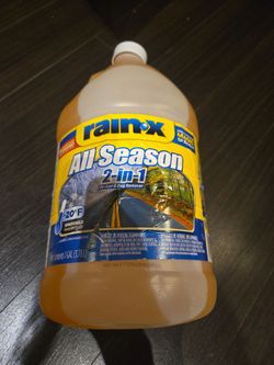 De-icer & Bug Remover (brand new)