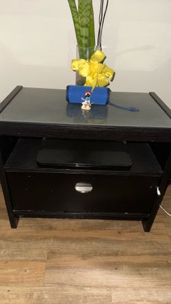 Night stand