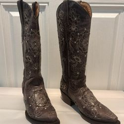 Golden Guns Woman Boots