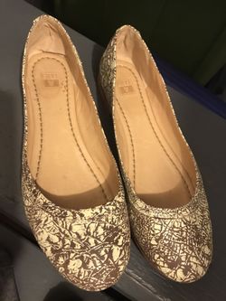 Like new Frye flats
