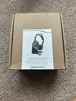 Plantronics B825 Voyager Focus Bluetooth USB Headset
