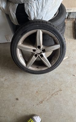 Audi Rim N Tire