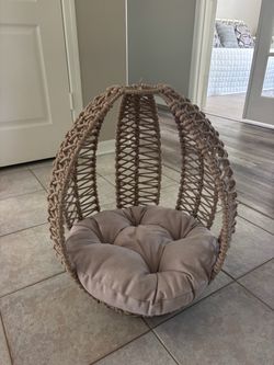 Cat bed