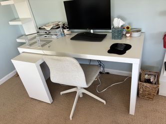 IKEA Malm Desk And Langfjord Chair