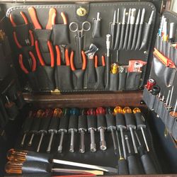 Vintage Xcelite TC-100 Tool Case with tools and key