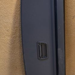 VW Tiguan Trunk Privacy Cover