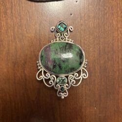 Exquisite 925 Silver Pendant Stamped.