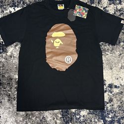 Bape tee- M/L