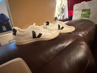 Vera Women’s sz7