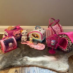 Little Live Pets Bundle Disney Plus A Live Bird And Carry On Bag