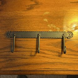 Wrought Iron 3 Hook Decorative Holder