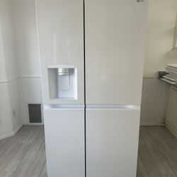 LG Refrigerator-27.2 Cu ft