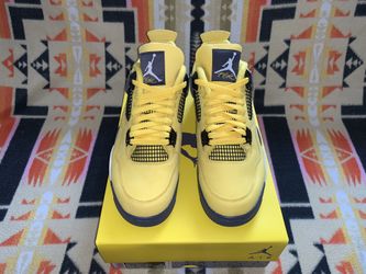 Jordan 4 Lightning (2021)