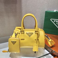 Prada Bag for Sale in Bay Shore, NY - OfferUp
