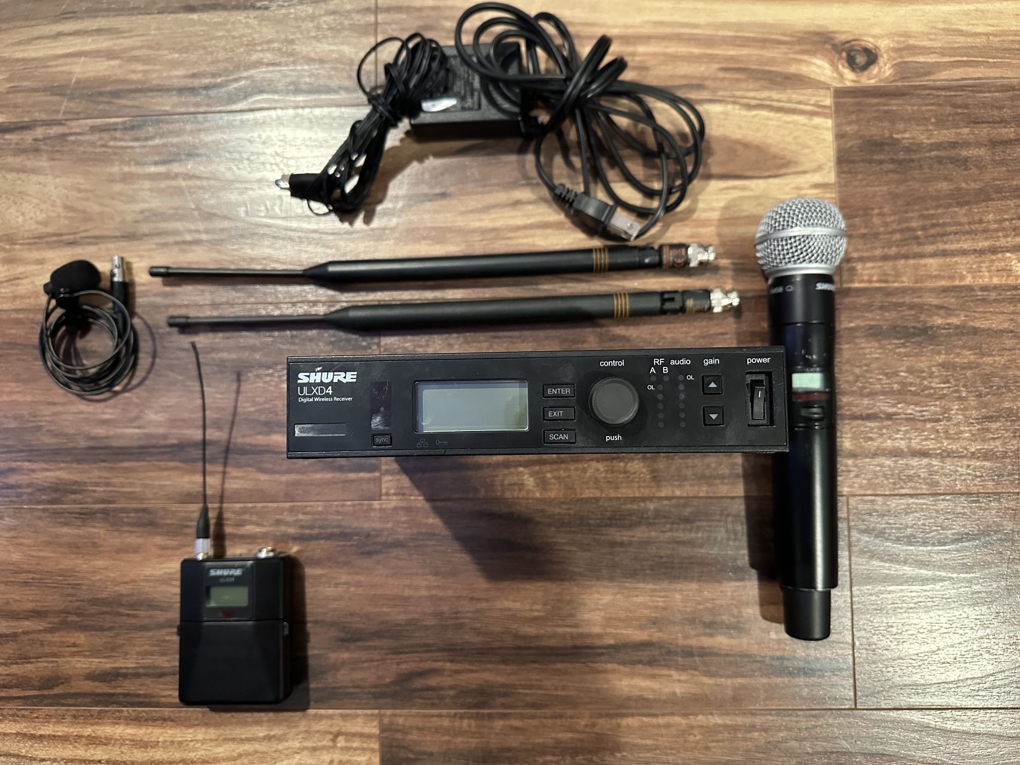 Shure ULXD Wireless Combo Kit - H50