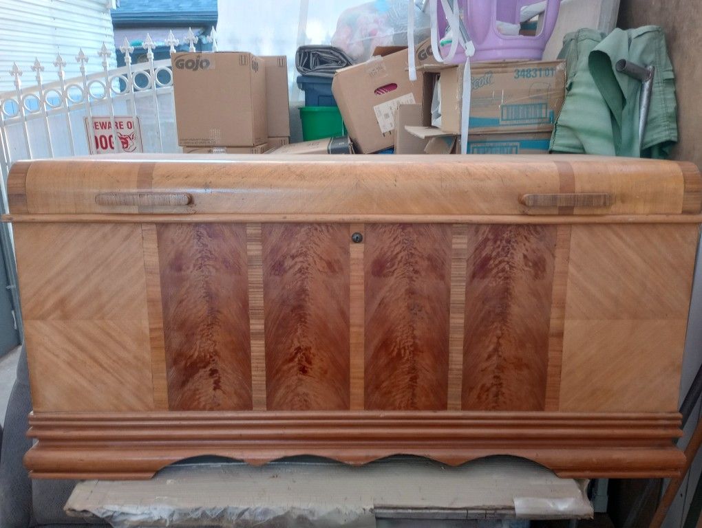 Vintage Cedar Hope Chest by The Lane Co.