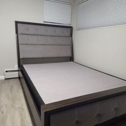 Queen Size Tufted Bed & Box Spring