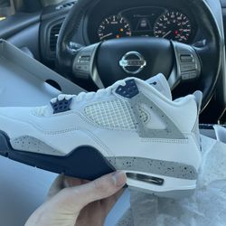 Jordan 4 Navy 