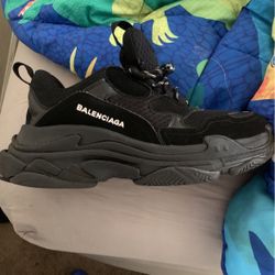 Triple S Balenciaga 