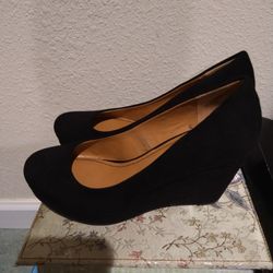 Women's Suede Black Wedge Heel