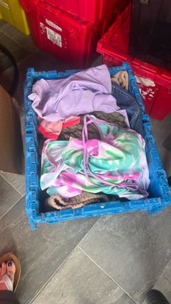 L-3XL clothes mostly women
