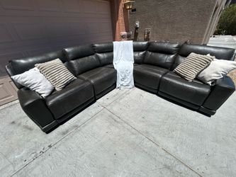 5-piece gray leather sectional