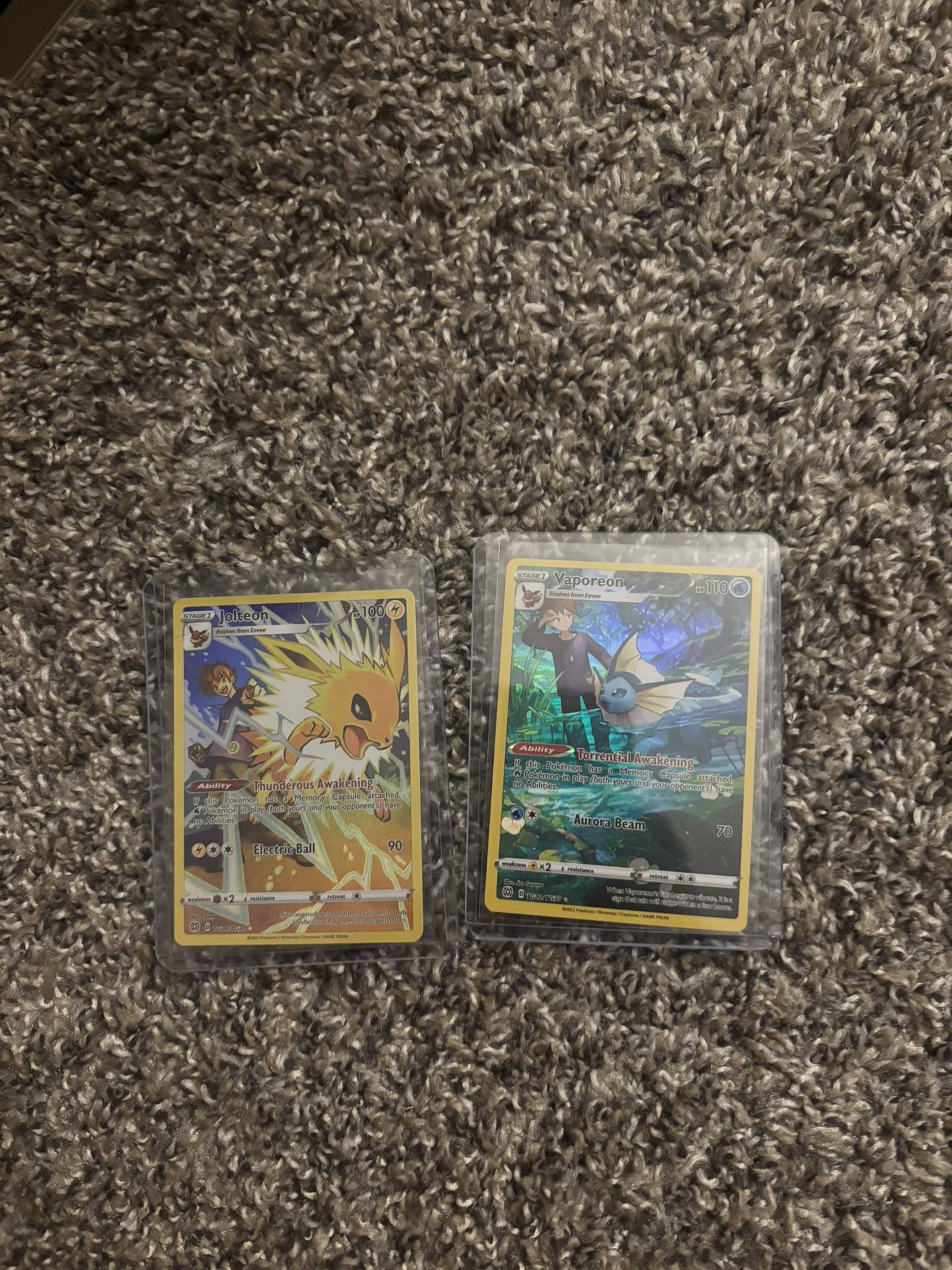 Jolteon & Vaporeon Trainer Gallery Cards