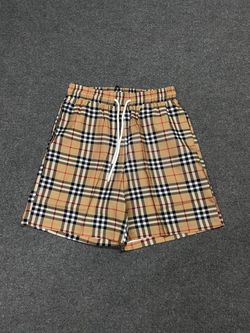 Plaided Burberry Shorts 🩳