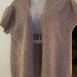Woman's XL Sweaters 3@$10 Yonkers 10710
