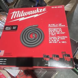 milwaukee vacuum